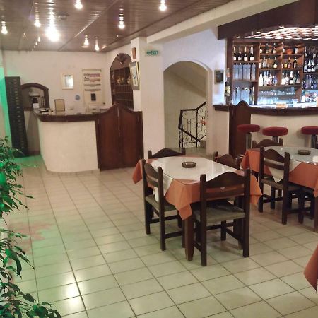 Efi Hotel Malia Exteriör bild