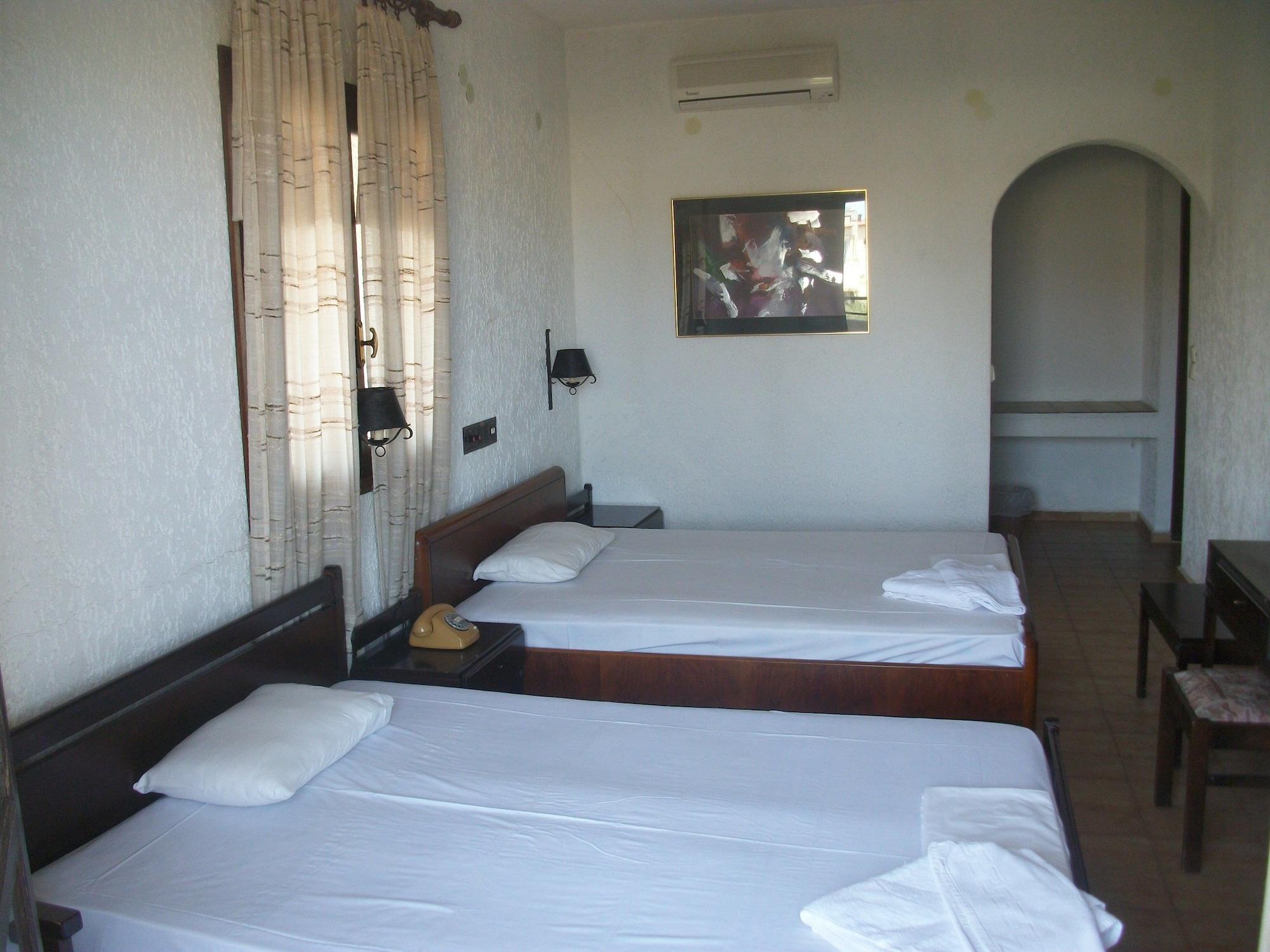 Efi Hotel Malia Exteriör bild