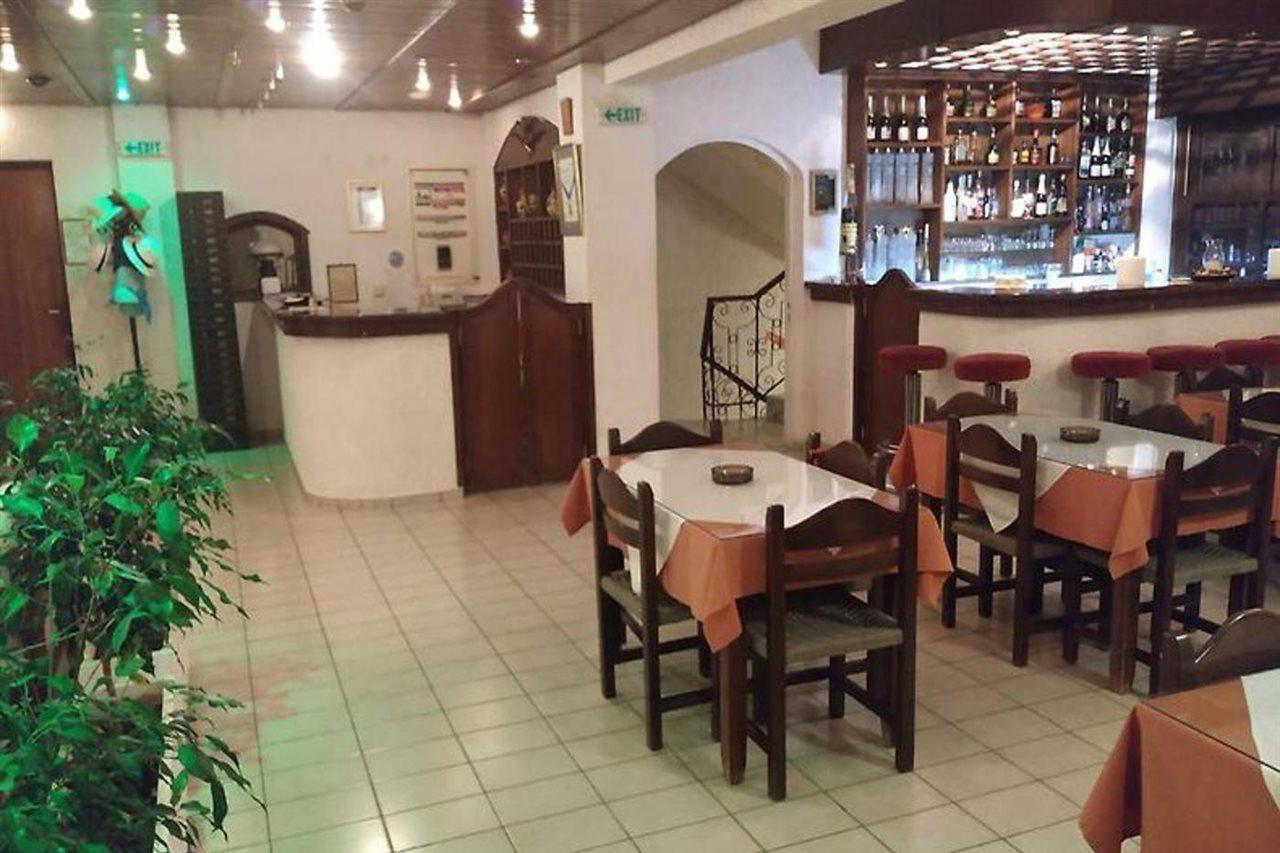 Efi Hotel Malia Exteriör bild