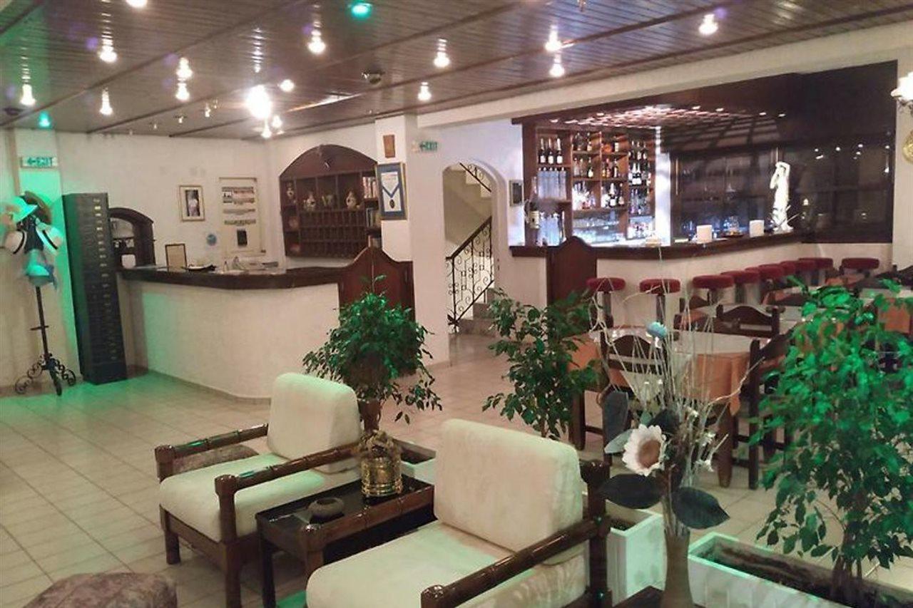 Efi Hotel Malia Exteriör bild