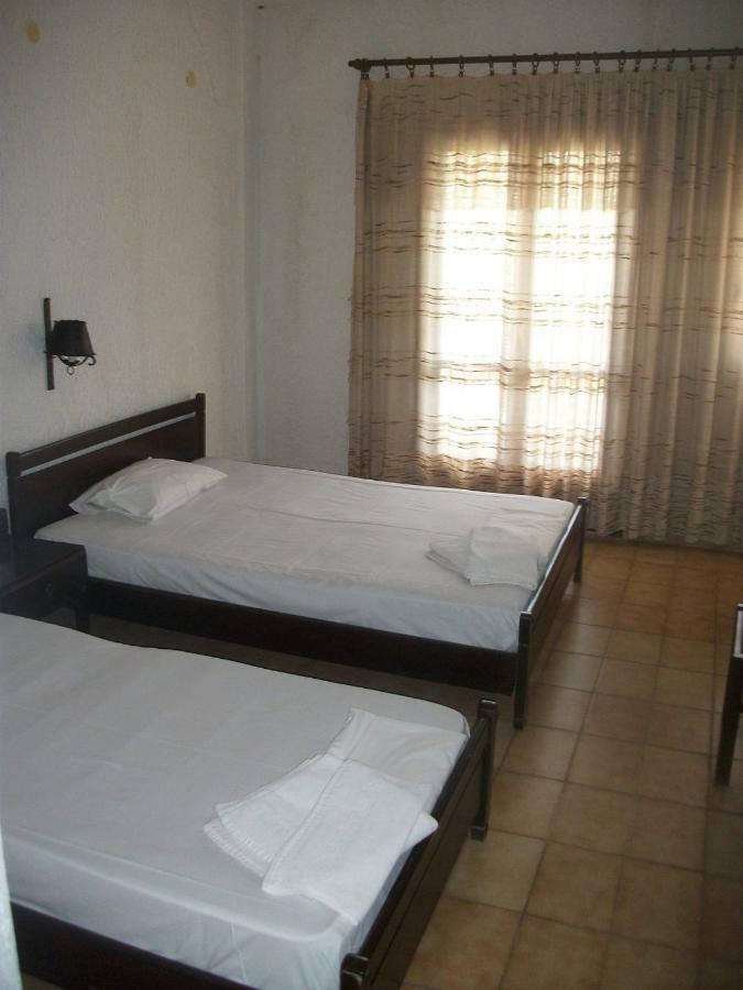 Efi Hotel Malia Exteriör bild